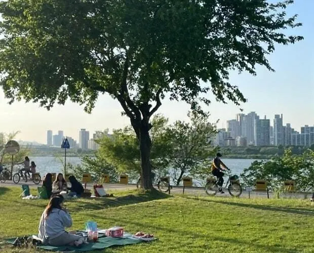 307 * Seoul